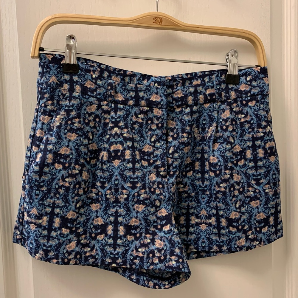 Boutique floral pattern shorts